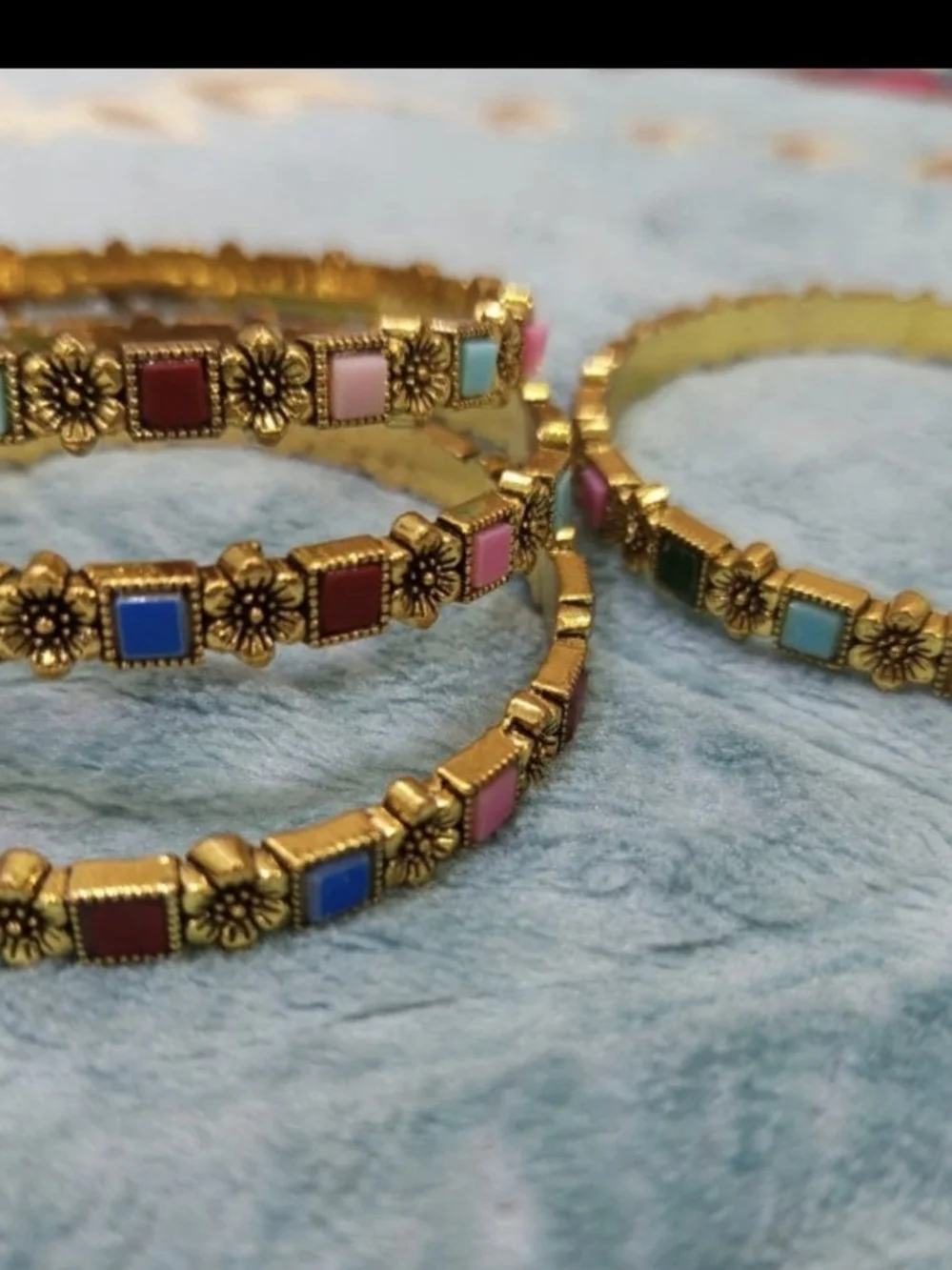 Vintage Style Multicolor Engraved Flower/Square Enamel Inlays Women's Bangles - Picture 6 of 6